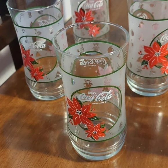 6 Coca-Cola Christmas Holiday Glass drinking Cups 14 oz excellent condition - Picture 3 of 8